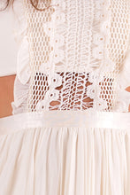 Load image into Gallery viewer, DRESS CREAM 46045-2