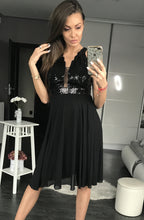 Load image into Gallery viewer, PINK BOOM DRESS BLACK 44016-2