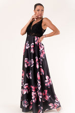 Load image into Gallery viewer, EVA & LOLA FLOWERS DRESS ROYAL BLACK 60006-2
