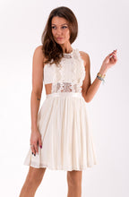 Load image into Gallery viewer, DRESS CREAM 46045-2