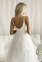 Load image into Gallery viewer, SENAT  PRINCESS DRESS WHITE 68001-3
