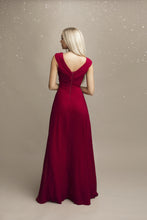 Load image into Gallery viewer, SENAT  CUT DRESS MAROON 67004-1
